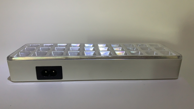 Maßgeschneiderte tragbare LED-Solar-Lithiumbatterie-Notfall-Campinglampe