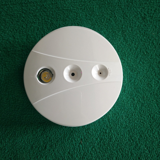 LED-Notfall-Downlight mit wiederaufladbarem Akku