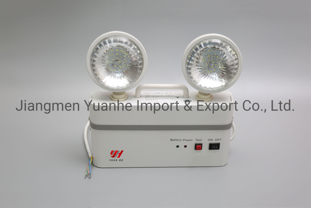 Klassische LED-Notleuchte mit zwei Köpfen und zwei Spots