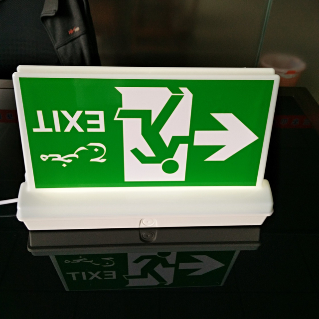 LED IP65 wasserdichte Notfall-Sicherheits-Notausgangsleuchte mit wiederaufladbarem Akku